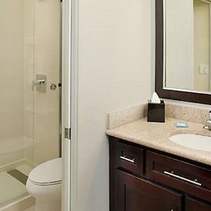 One-Bedroom King Suite